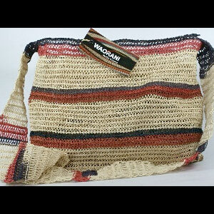 Bolso Waorani tejido con tirante tono natural y líneas marrón rojo