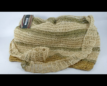 Bolso Waorani tejido con tirante tono natural y líneas verdes